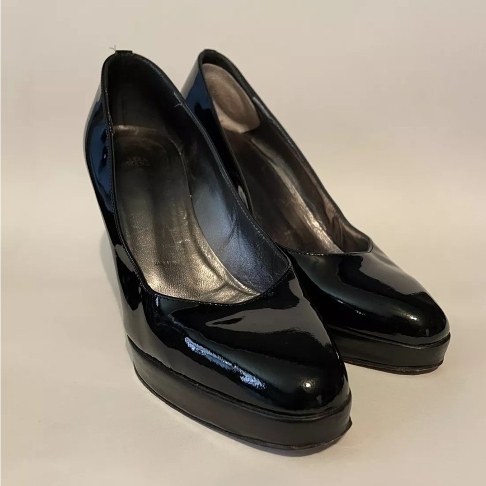 Vera Wang Elegant Black Women's Pumps